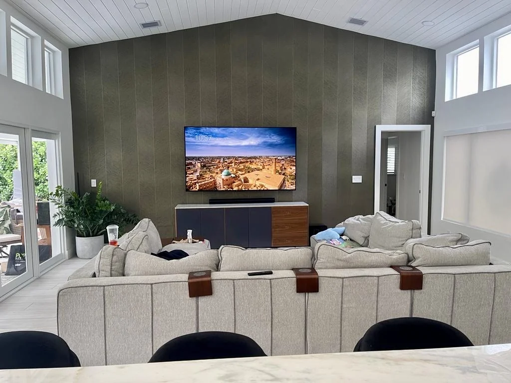 696 PC double-height living room